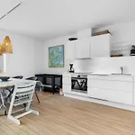 Apartman Kari - 50m From The Sea By Interhome *